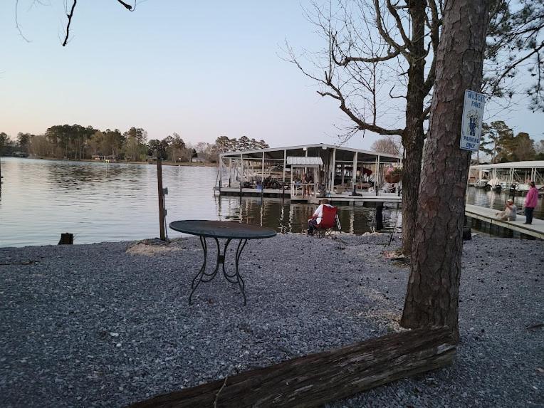 Bay Springs Country Inn & Marina Centre Exteriér fotografie